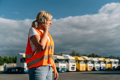 Businesswoman talking on mobile phone