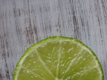 High angle view of sliced lemon on table