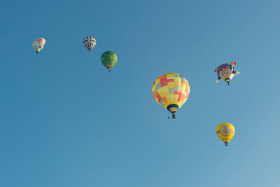 Hot air balloons in oeventrop arnsberg in the morning. warsteiner international montgolfiade