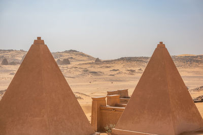 Low angle view of historical pyramide in sudan building against sky