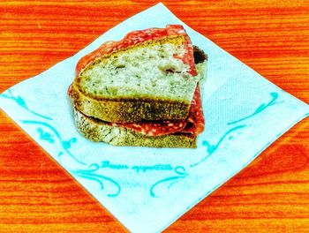 Close-up of bread in plate on table