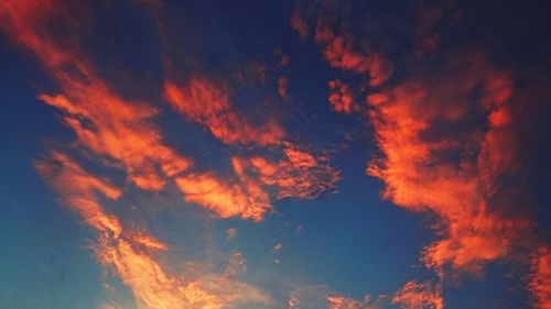 Low angle view of cloudy sky