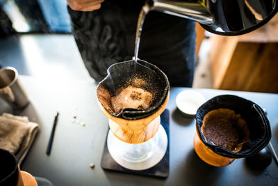 Man holding coffee cup