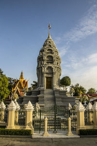 View of temple building against sky