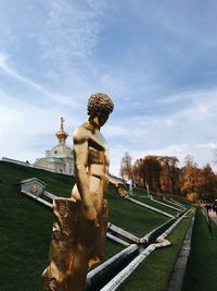 Statue against sky