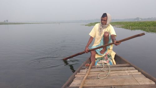 Boatman who sail boat for food