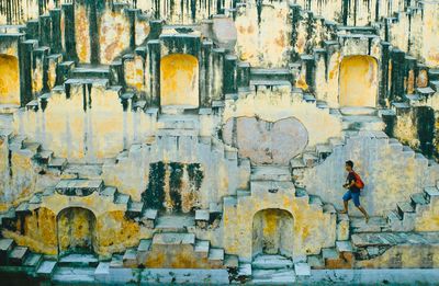Full frame shot of rusty weathered wall