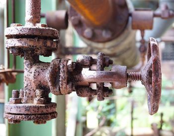 Close-up of rusty chain