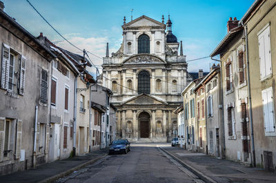 Road passing through city