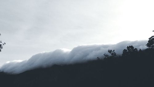 Low angle view of cloudy sky