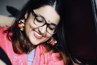 Portrait of a smiling young woman