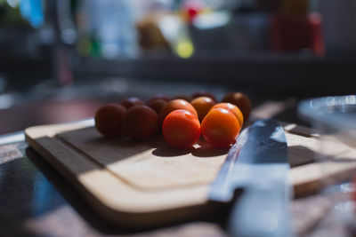 Close-up of cherry tomatoes on cutting board