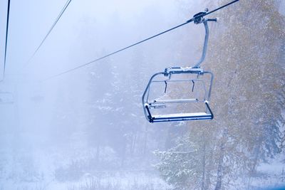Teleferico en la niebla