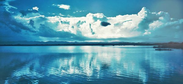 Panoramic view of lake against sky