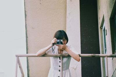 photographing