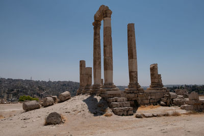 Ruins of temple against sky