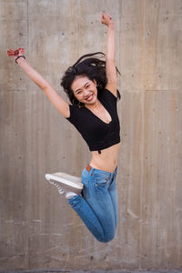 Portrait of a smiling young woman