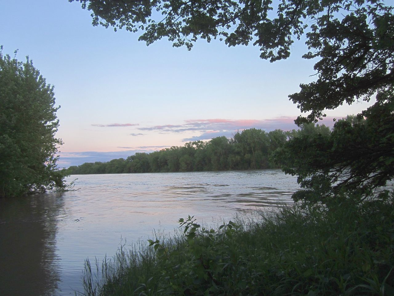 SCENIC VIEW OF LAKE BY TREES AGAINST SKY