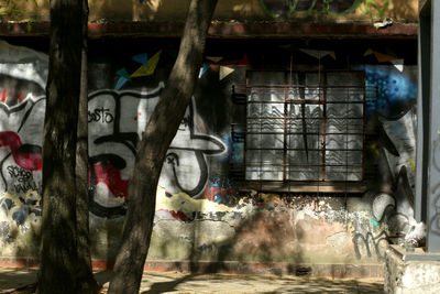 Graffiti on old abandoned building