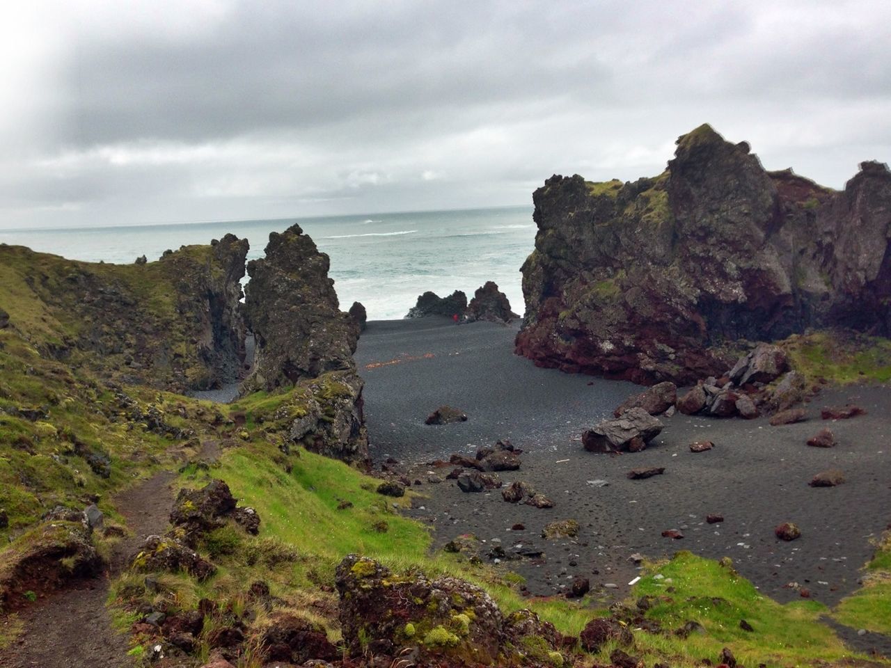 sea, sky, horizon over water, water, tranquil scene, tranquility, scenics, rock formation, beauty in nature, rock - object, cloud - sky, nature, cloudy, cliff, beach, rock, cloud, idyllic, shore, coastline