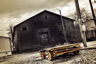 Abandoned house against sky