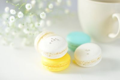 Macaroons on table