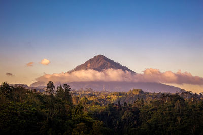 Close up shot of mount agung in bali, indonesia