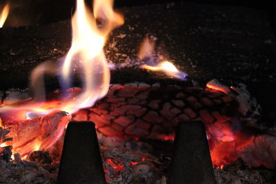 Wood burning in the fire place