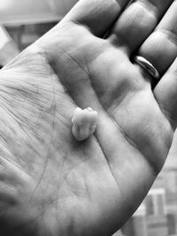 Close-up of human hand