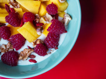 Close-up of fresh strawberries in bowl