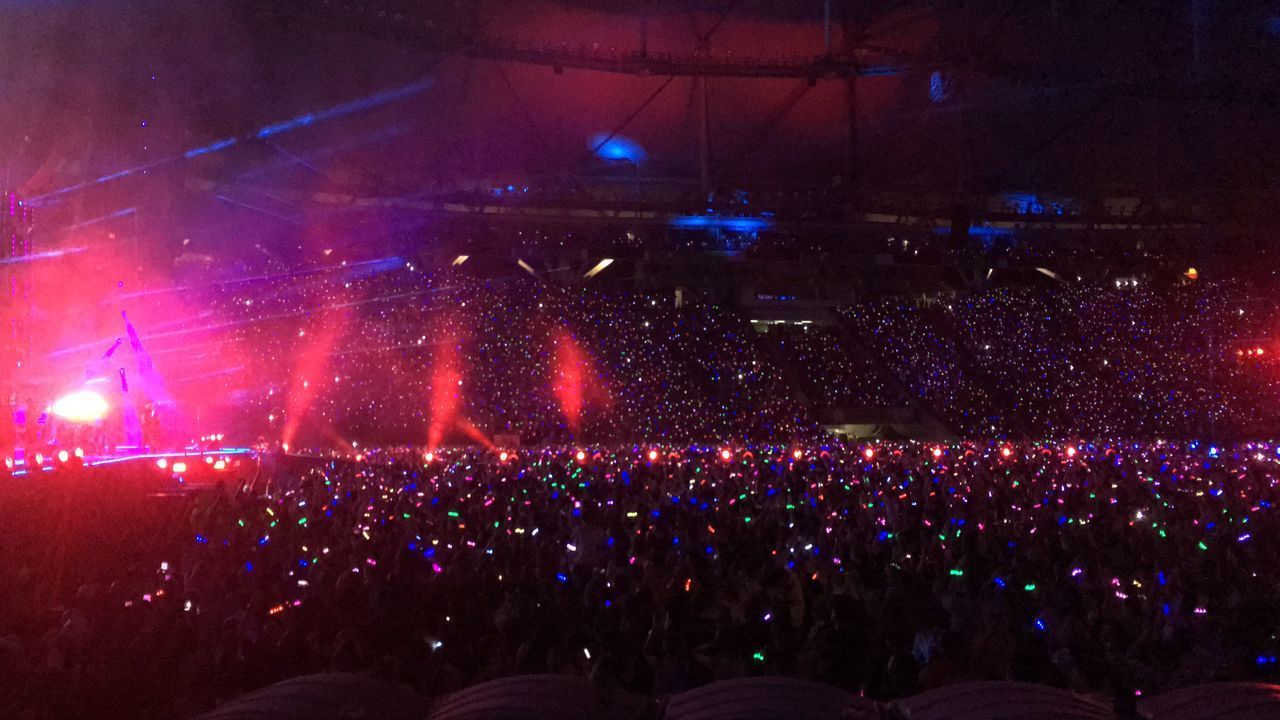 CROWD AT CONCERT