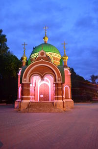 Exterior of temple building against sky