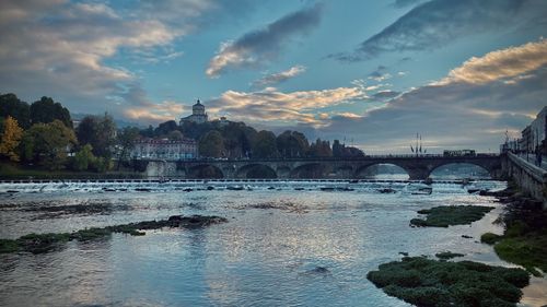 Il fiume po a torino