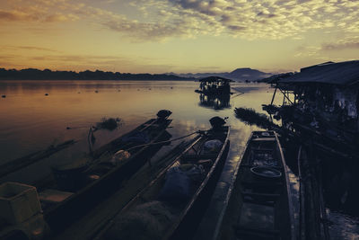 People's way of life along the mekong river. chiang khan,thailand.