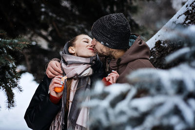 Outdoors valentines day date ideas for couples. winter love story. cold season dating for couples