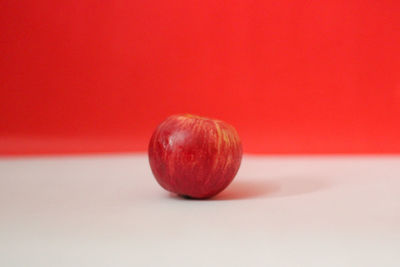 Close-up of apple on table