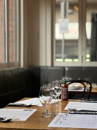 Place setting in restaurant