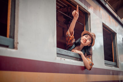 Portrait of a smiling young woman