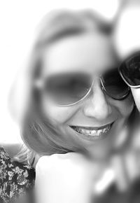 Woman wearing sunglasses