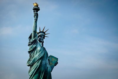 Statue of liberty against sky