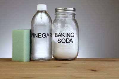 Baking soda with vinegar, natural mix for effective house cleaning