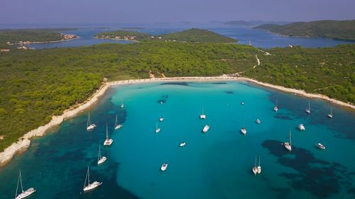 Boats anchoring in a bay. high angle