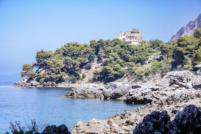 Scenic view of sea against clear sky