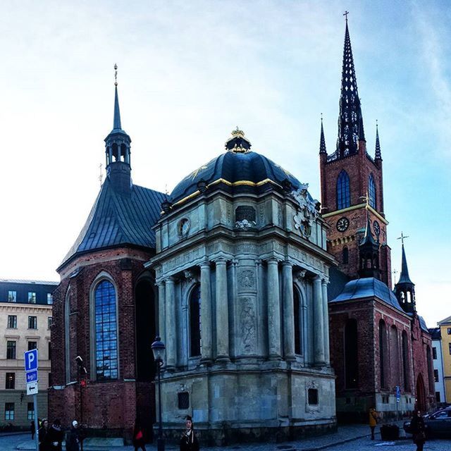 building exterior, architecture, built structure, church, religion, place of worship, spirituality, cathedral, sky, dome, low angle view, travel destinations, travel, facade, famous place, incidental people, city, history