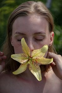 Close-up portrait of a teenage girl