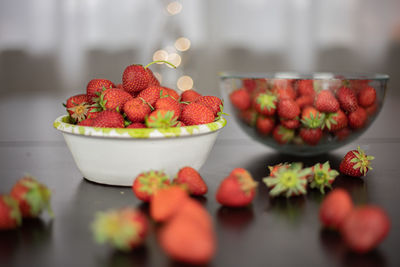 Close-up of fruits in bowl on table