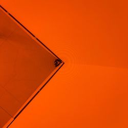 orange color