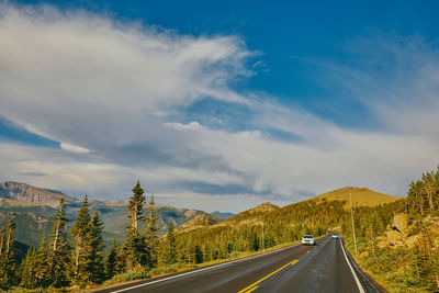 Open highway through rocky mountains national park in colorado.