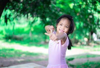 Portrait of cute girl smiling