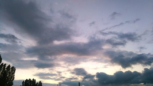 Low angle view of cloudy sky